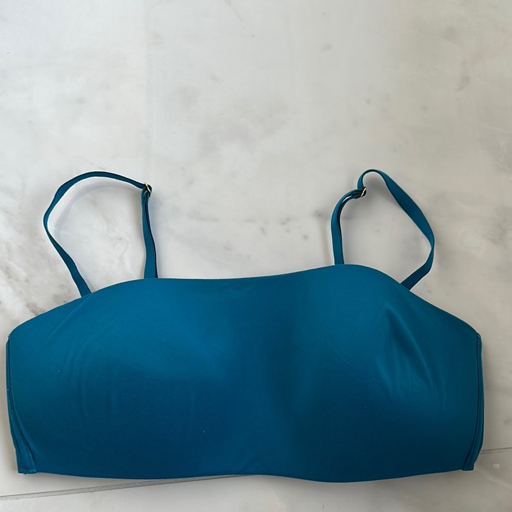 Victoria’s Secret Teal Strapless Bra